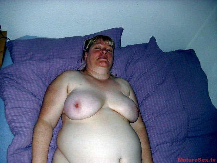Schwanz muschi sucht Teen Asiatin